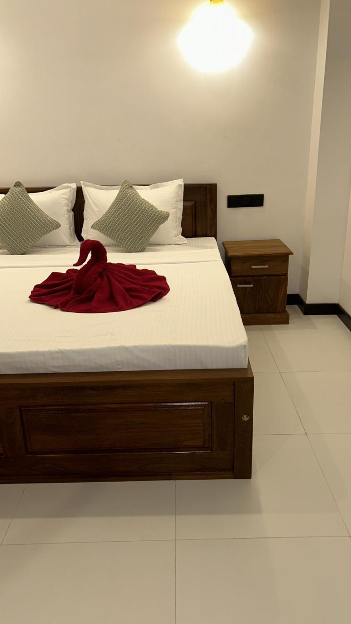 Yelisha'S Place Weligama Exteriör bild
