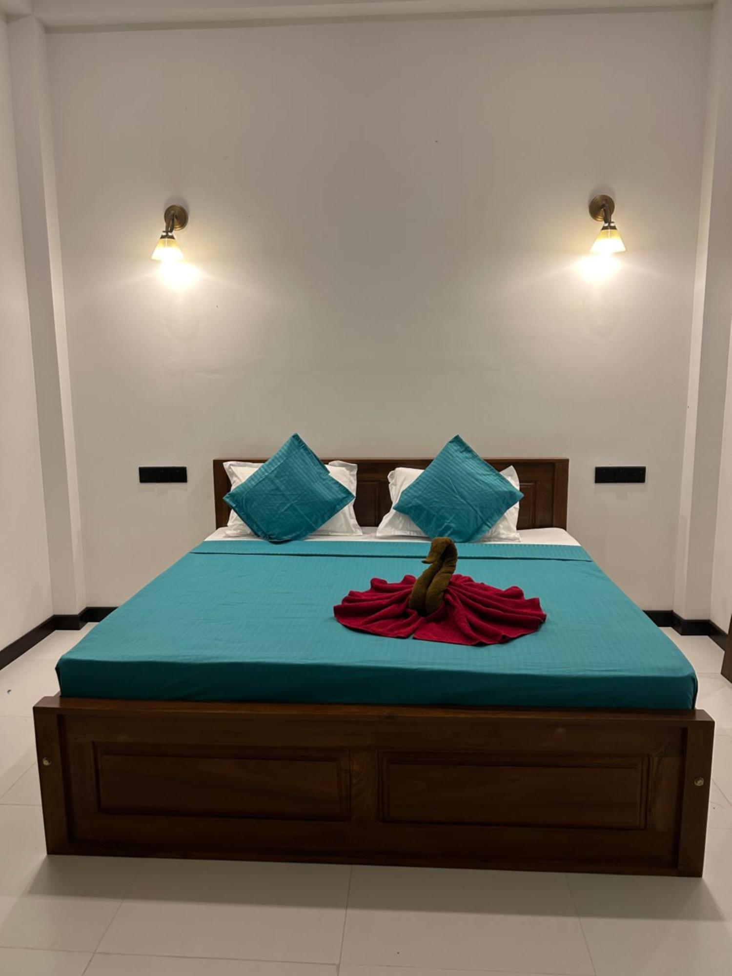 Yelisha'S Place Weligama Exteriör bild