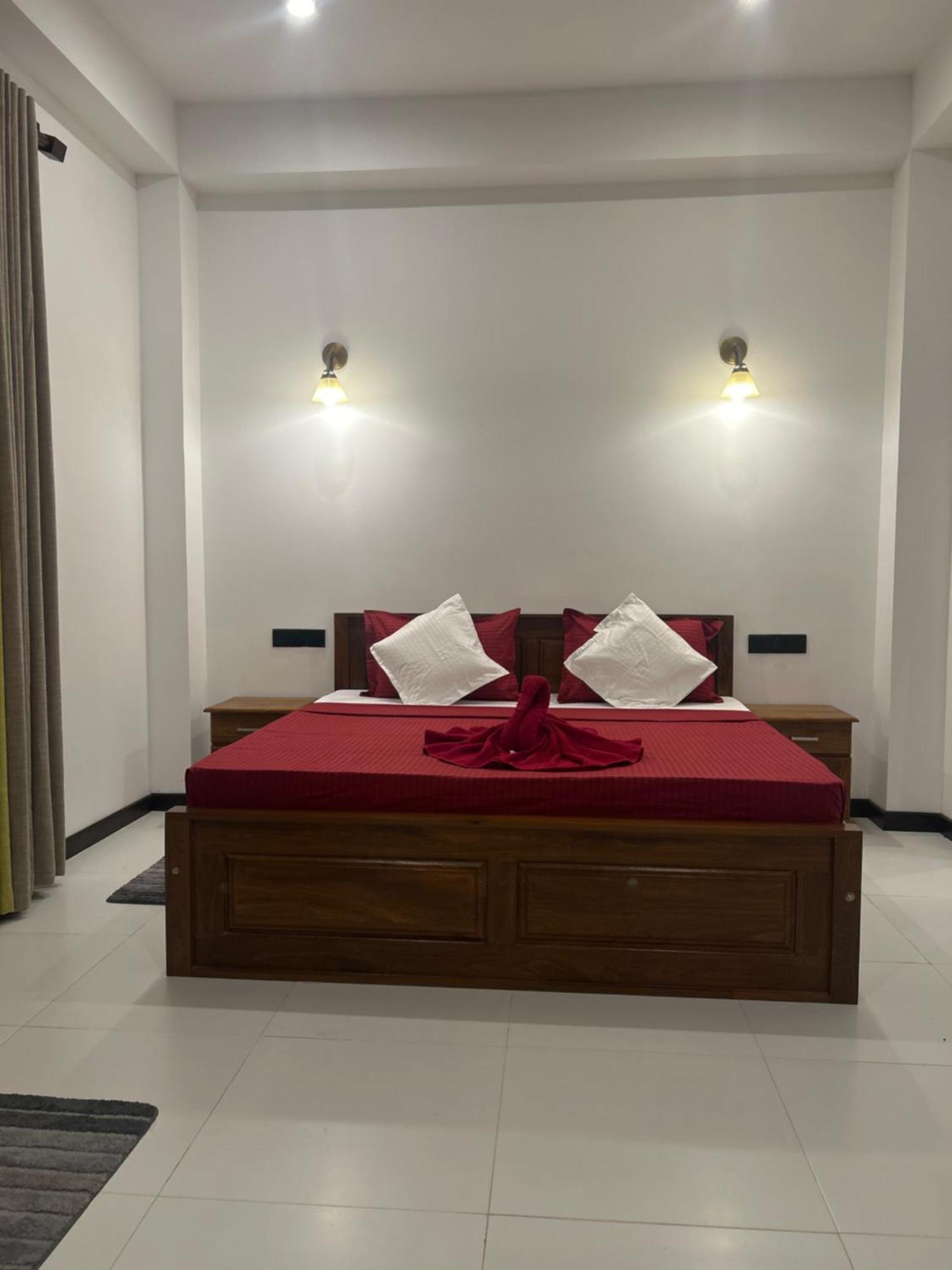 Yelisha'S Place Weligama Exteriör bild