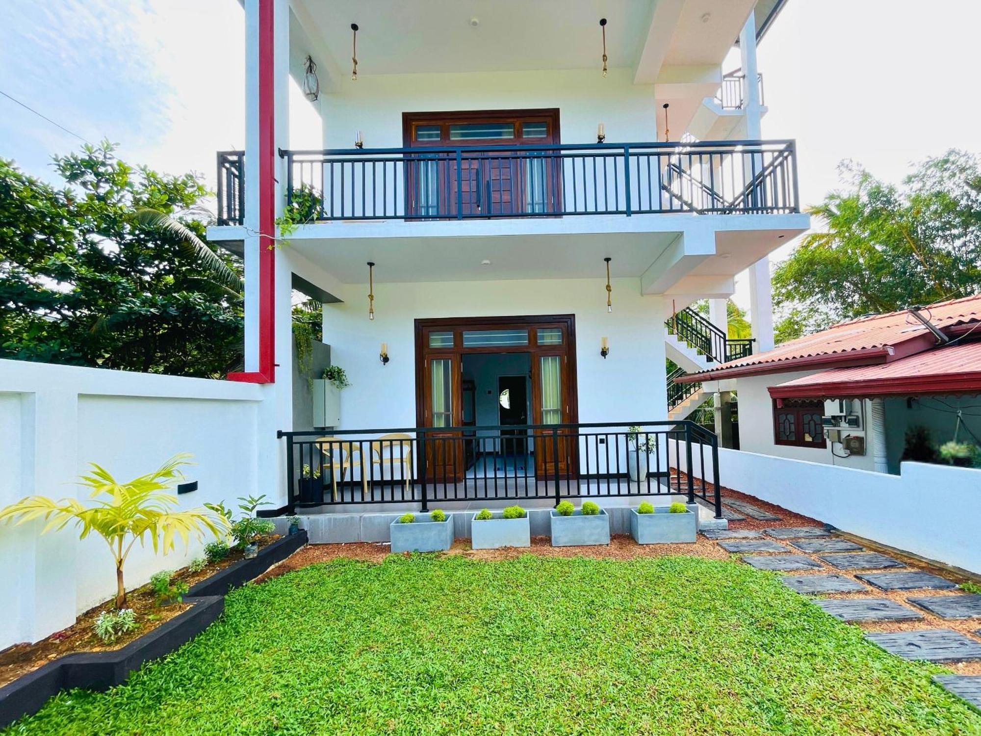Yelisha'S Place Weligama Exteriör bild